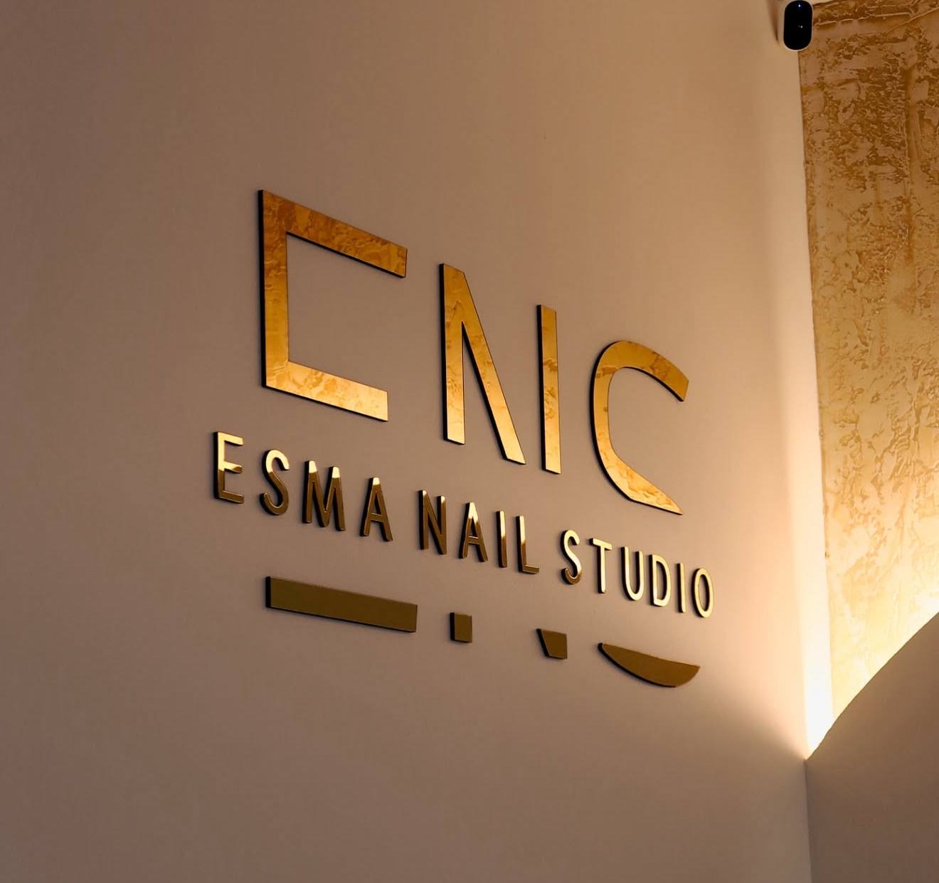 Esma — Personal brand content shoot